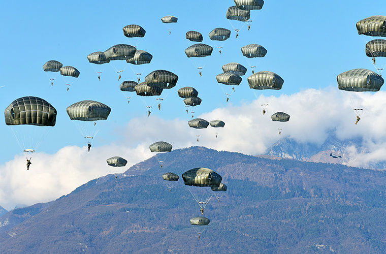 Parachute & Airdrop Parachute & Airdrop